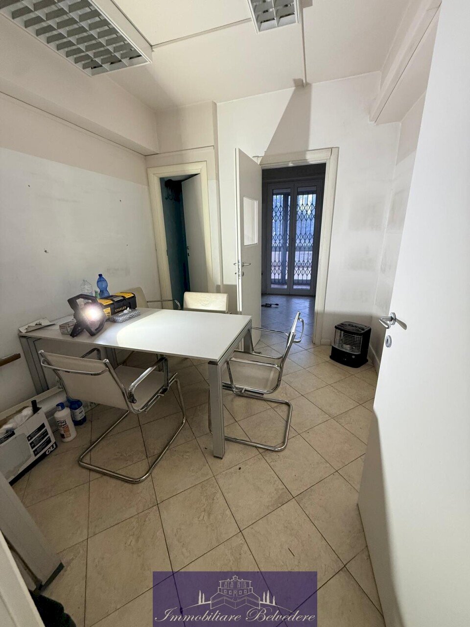 WhatsApp Image 2026-03-17 at 17.52.53.jpeg - Commercial Premises Via Stefano Buonsignori, Firenze (neighborhood Santa Maria Novella) - photo 2