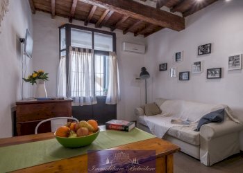 WhatsApp Image 2026-03-12 at 12.49.36 (1).jpeg - Two-room apartment Via dei Serragli, Firenze (neighborhood Santo Spirito) - photo 2