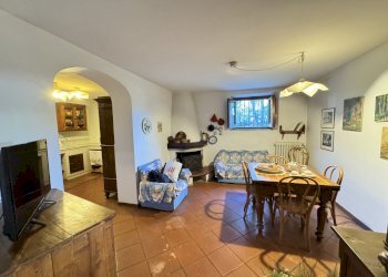 IMG_1032.jpg - Villa Via Val di Bisenzio 267, Vaiano - photo 24