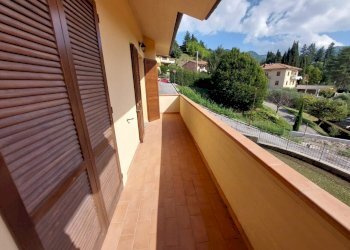 terrazza - Quadrilocale Via Poggiole, Vernio - foto 15