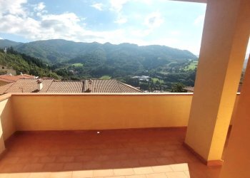 terrazza - Quadrilocale Via Poggiole, Vernio - foto 2