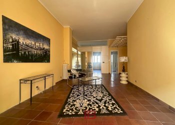 Three-room apartment Cuneo (neighborhood Centro) - photo 3