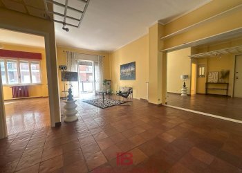 Three-room apartment Cuneo (neighborhood Centro) - photo 12