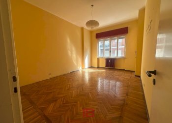 Three-room apartment Cuneo (neighborhood Centro) - photo 20