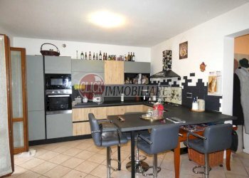 P1090821.JPG - Casa indipendente Borgo San Lorenzo - foto 1