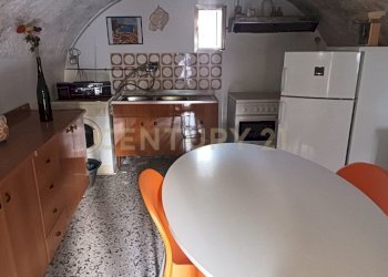 villa-vendita-abruzzo-roccamorice-cucina-1.jpg - Villa Via Costa del Colle 91, Roccamorice - photo 17