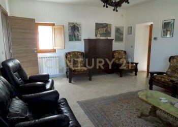 villa-vendita-abruzzo-roccamorice-salotto-4.JPG - Villa Via Costa del Colle 91, Roccamorice - photo 30