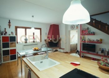 Still 2026-03-18 161530_1.9.1.jpg - Villa Via delle Ginestre 13, Sacrofano - foto 9