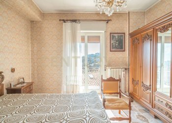 15 Camera da letto 2.jpg - Appartamento Via Roma 135, Enna - foto 15