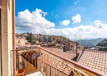 24 Balcone ovest 2.jpg - Appartamento Via Roma 135, Enna - foto 24