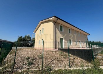 foto palazzina esterna (9).JPG - Two-room apartment Via Toffanelle Nuove, Zevio - photo 24