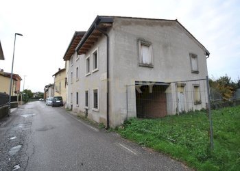 DSC_0911.JPG - Villa Via Belvedere 181, Verona - photo 13