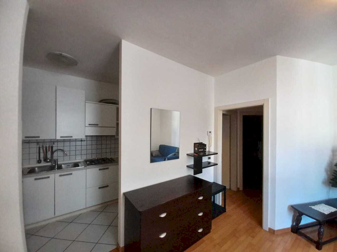 PHOTO-2026-05-01-16-43-28_2.jpg - Three-room apartment Vicolo Santa Maria Maddalena, Trento - photo 3