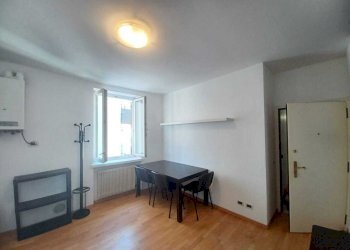 PHOTO-2026-05-01-16-43-28.jpg - Three-room apartment Vicolo Santa Maria Maddalena, Trento - photo 1