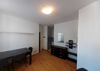 PHOTO-2026-05-01-16-43-28_1.jpg - Three-room apartment Vicolo Santa Maria Maddalena, Trento - photo 2