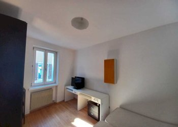 PHOTO-2026-05-01-16-43-44.jpg - Three-room apartment Vicolo Santa Maria Maddalena, Trento - photo 17
