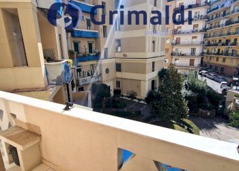 45.jpg - Three-room apartment Via Giacinto Gigante 80, Napoli (neighborhood Arenella) - photo 10