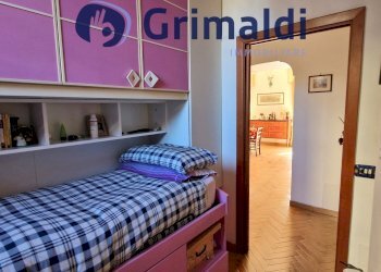 52.jpg - Three-room apartment Via Giacinto Gigante 80, Napoli (neighborhood Arenella) - photo 12