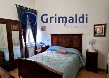 62.jpg - Three-room apartment Via Giacinto Gigante 80, Napoli (neighborhood Arenella) - photo 15