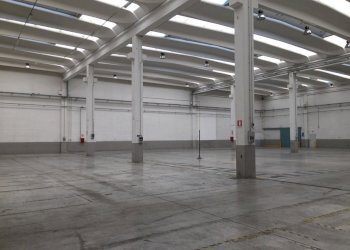 IMG_0271.JPG - Capannone Milano - foto 2