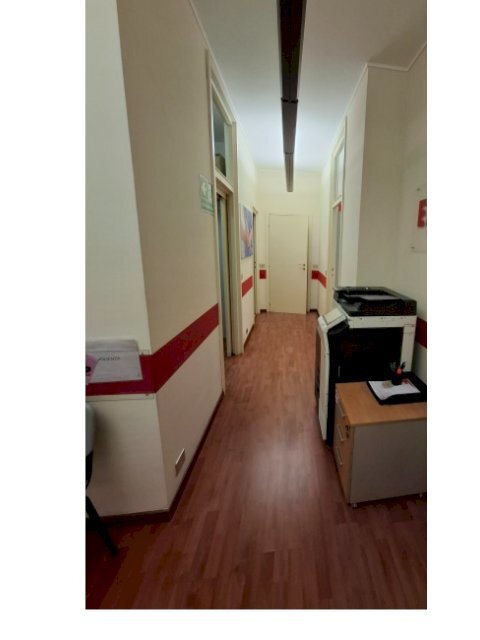 20260209_174154.jpg - Ufficio Corso Duca degli Abruzzi 15, Torino (zona Crocetta) - foto 2