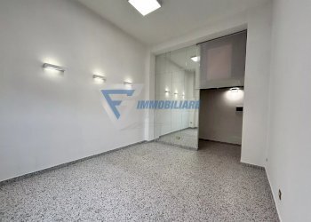 Commercial Premises Viale Teracati, Siracusa - photo 1