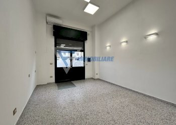 Commercial Premises Viale Teracati, Siracusa - photo 2