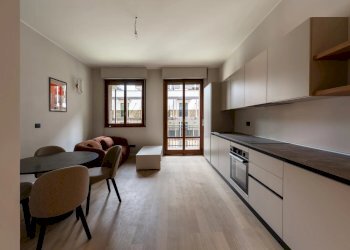 Bilocale Via Rodolfo Montevecchio, Torino (zona Crocetta) - foto 1