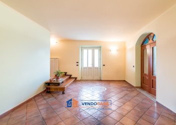 Casa indipendente Novello - foto 1