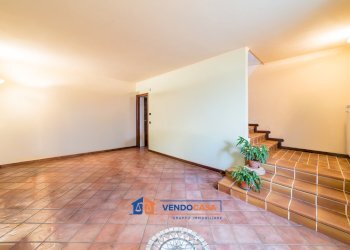 Casa indipendente Novello - foto 2