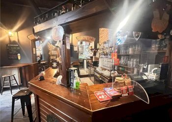 Shop VIA ARIBERTO 3, Cantù - photo 2