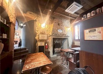 Shop VIA ARIBERTO 3, Cantù - photo 7