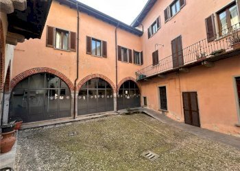 Shop VIA ARIBERTO 3, Cantù - photo 9