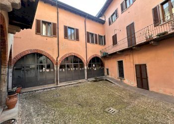 Shop VIA ARIBERTO 3, Cantù - photo 10