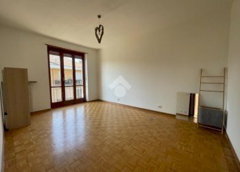 Three-room apartment Via primo maggio, Bricherasio - photo 9