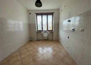 Three-room apartment Via primo maggio, Bricherasio - photo 13