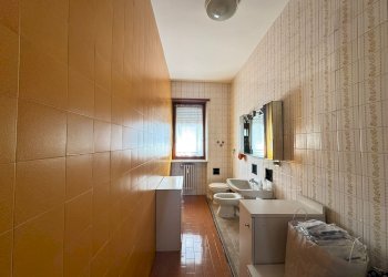 Trilocale Asti - foto 12