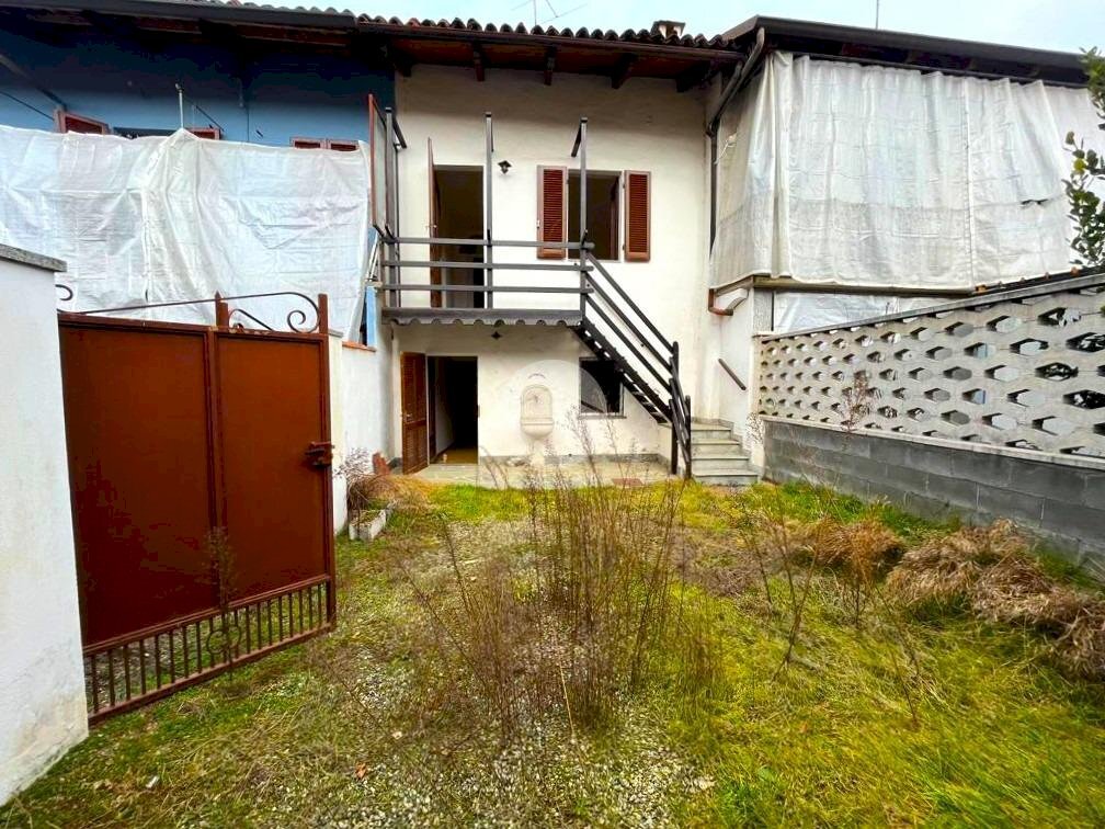 Semi-detached house Via Fratelli Mottura, Villafranca Piemonte - photo 1