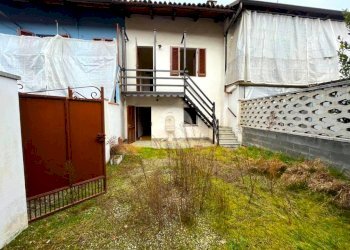 Semi-detached house Via Fratelli Mottura, Villafranca Piemonte - photo 1