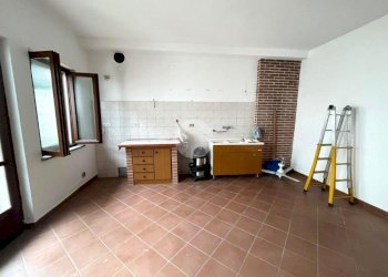 Semi-detached house Via Fratelli Mottura, Villafranca Piemonte - photo 10