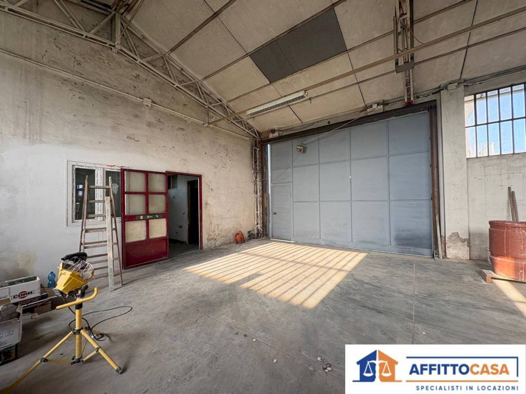Capannone Carmagnola - foto 2