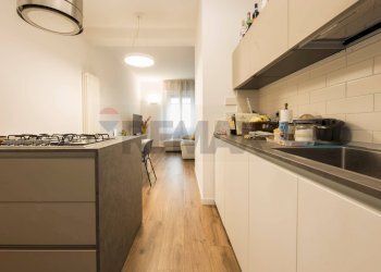 Monolocale via san giovanni battista, 51 
 Sestri Ponente, Genova (zona Sestri Ponente) - foto 5