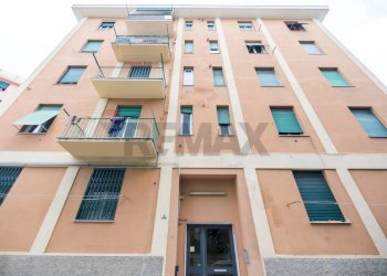 Monolocale via san giovanni battista, 51 
 Sestri Ponente, Genova (zona Sestri Ponente) - foto 40