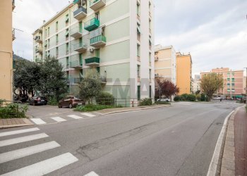 Monolocale via san giovanni battista, 51 
 Sestri Ponente, Genova (zona Sestri Ponente) - foto 41