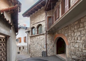 Casale Monte Isola, BS, Monte Isola - photo 5