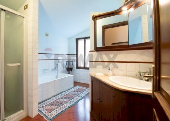 Casale Monte Isola, BS, Monte Isola - photo 16