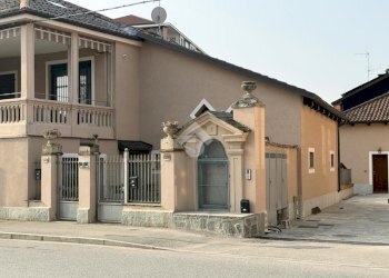 Casa semi indipendente Via Moncalieri, Grugliasco - foto 1