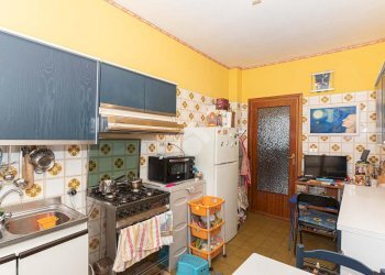 Three-room apartment Via san maurizio, Ciriè - photo 8