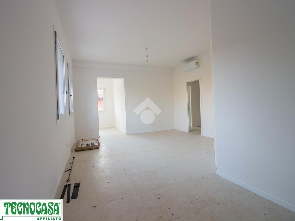 Three-room apartment Via della Libertà, Casalecchio di Reno - photo 2