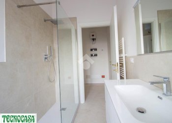 Three-room apartment Via della Libertà, Casalecchio di Reno - photo 7